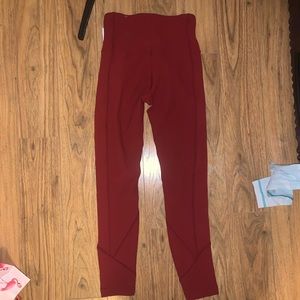 Lululemon daily line up size 4